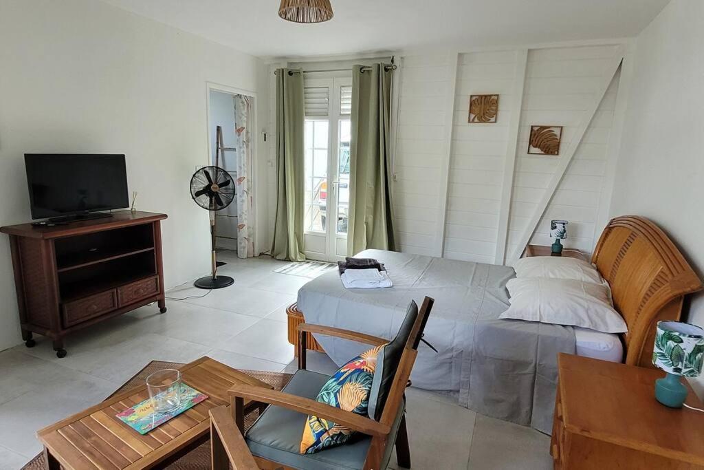 Ti-Hibiscus Bungalow T1 Clim-Wifi 30M2 2 Pers Grande Savane Buitenkant foto